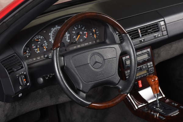 Used 1997 Mercedes-Benz SL-Class SL 500 for sale Sold at Ryan Friedman Motor Cars LLC in Glen Cove NY 11542 32