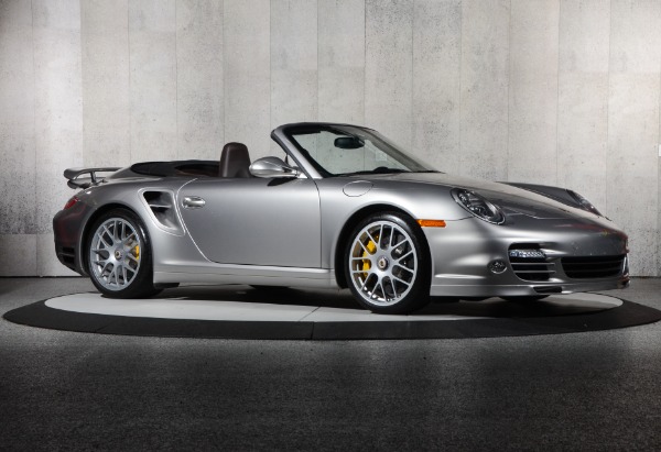 Used 2012 Porsche 911 Turbo S for sale Sold at Ryan Friedman Motor Cars LLC in Glen Cove NY 11542 4