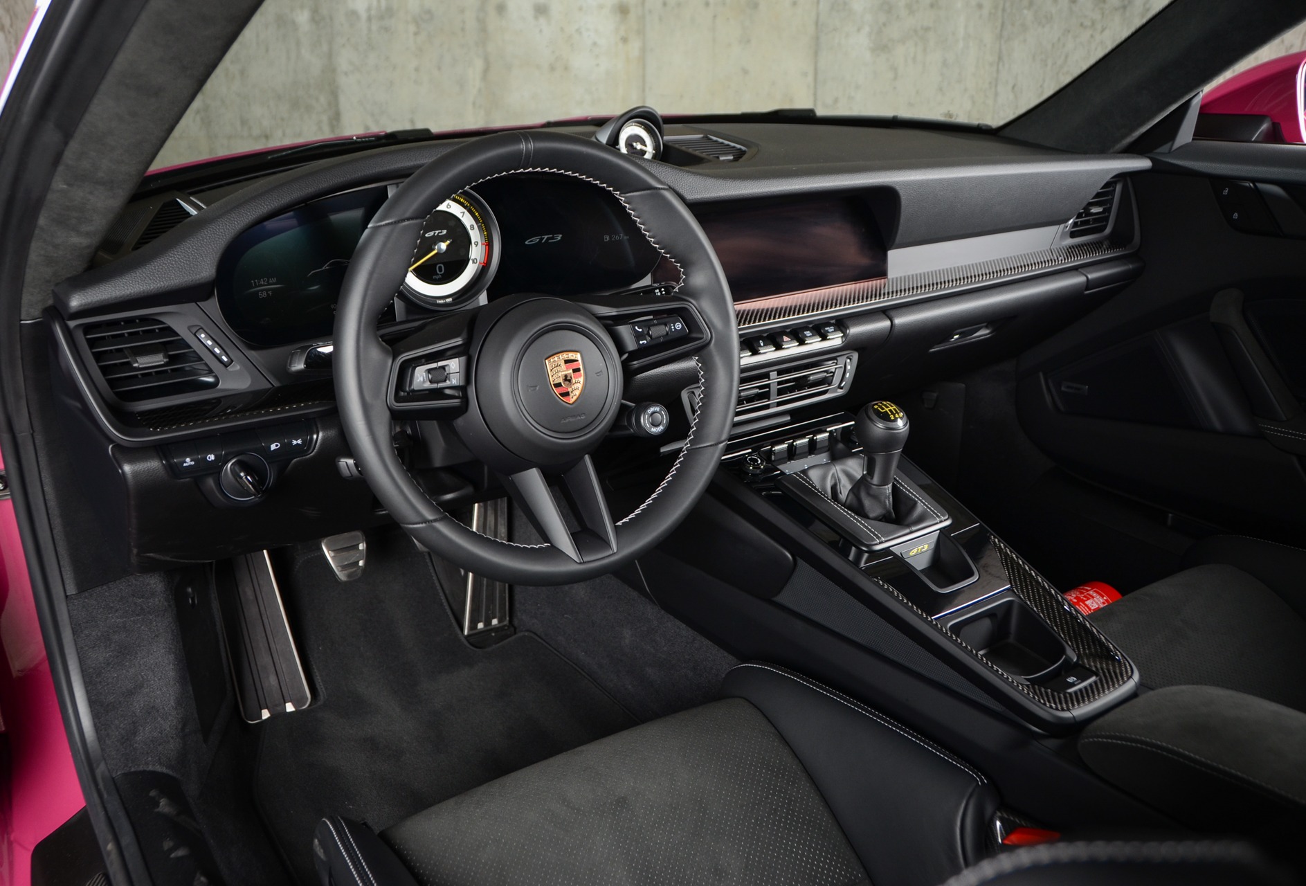 2024 Porsche 911: 54 Interior Photos