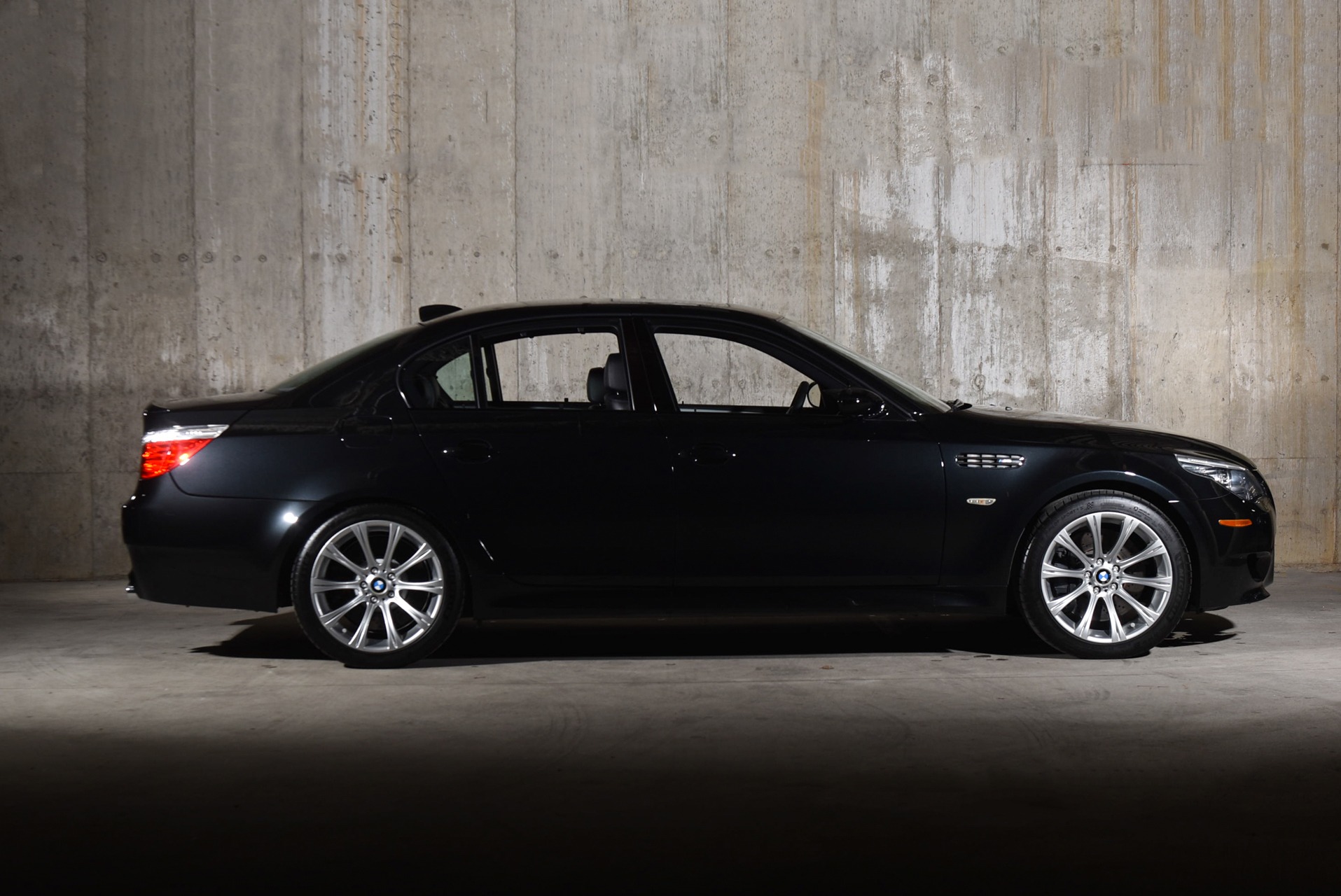 2008 BMW M5 Black / Black 6 Speed, Modded